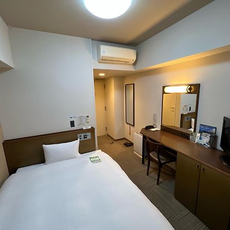 Hotel Route-Inn Uozu Екстериор снимка